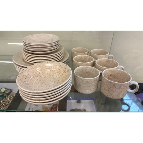 522 - Churchill 30 piece stone ware tea set