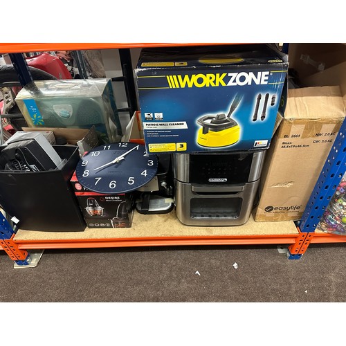 340 - Large selection of electrical items includes work zone patio and wall cleaner, paper shredder, Russe... 