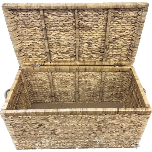 216 - Wicker ottoman 17 inches tall 33 inches width 17 inches depth