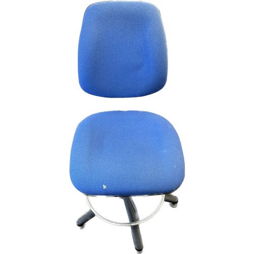 328 - Swivel office chair