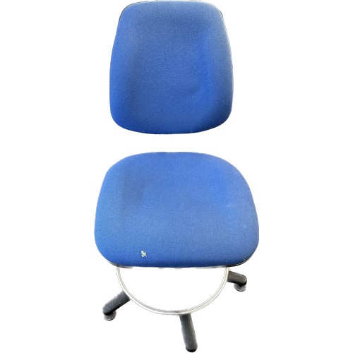 328 - Swivel office chair