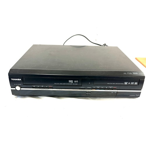 267 - Toshiba rd-xv48dt DVD recorder VCR, untested