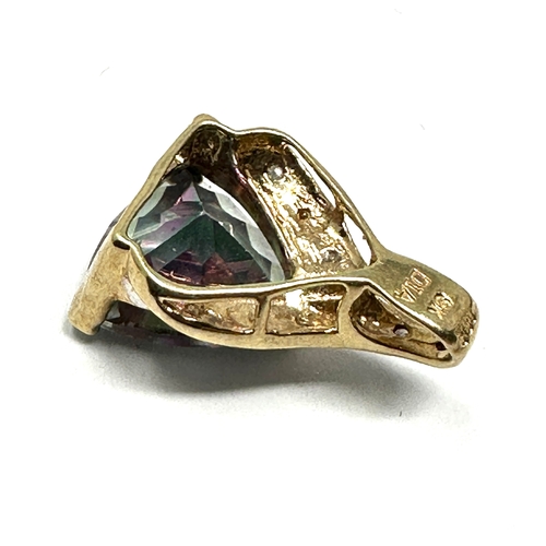 41 - 9ct gold mystic topaz & diamond pendant weight 2g