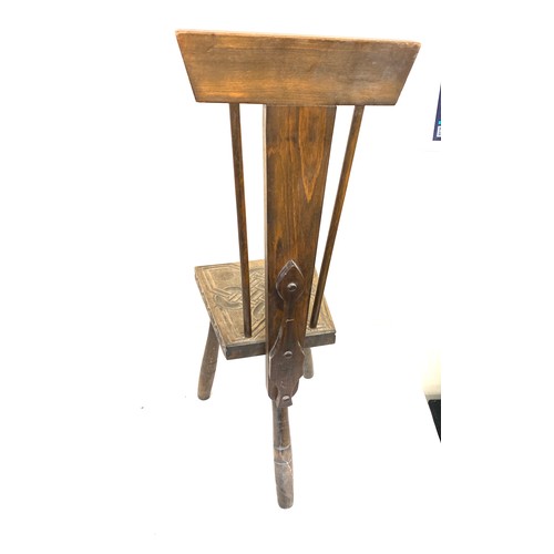 339 - Vintage oak carved spinning wheel chair