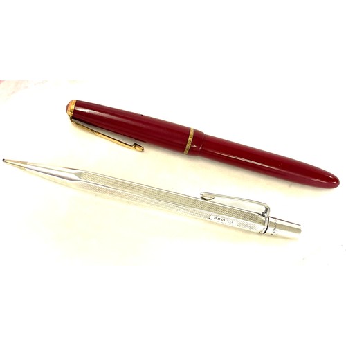 456 - One silver Yard O Led pencil and a 14 ct nib parker pen