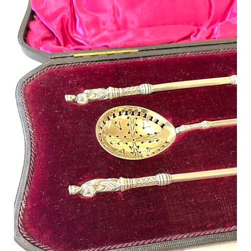 510 - Cased silver Walker and Hall apostle set- hallmarked. Weighs approx 200 grams