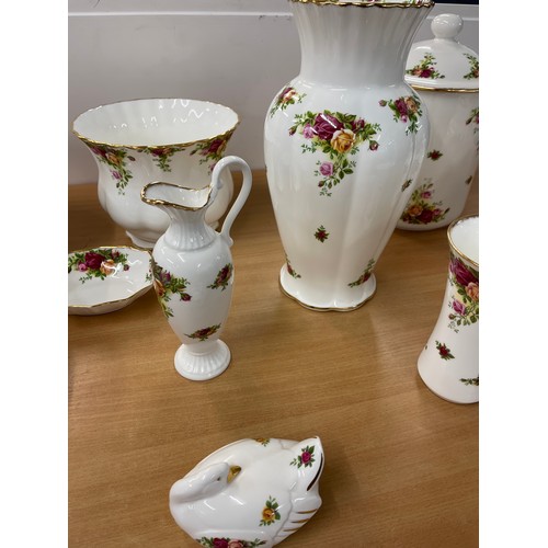 536 - Selection of Royal Albert Old Country Rose and other to include clock, jardinere, vase etc