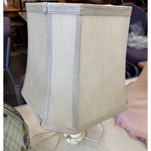 212 - Large selection of vintage and later lamps and lamp shades