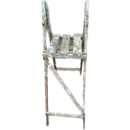 101T - Set of vintage wooden step ladders