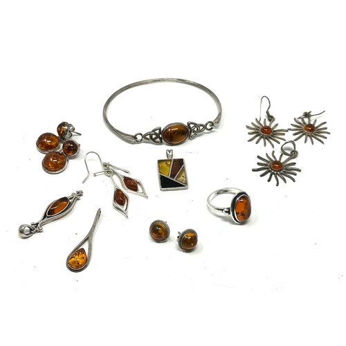 286 - 10 X .925 Amber Set Jewellery (39g)