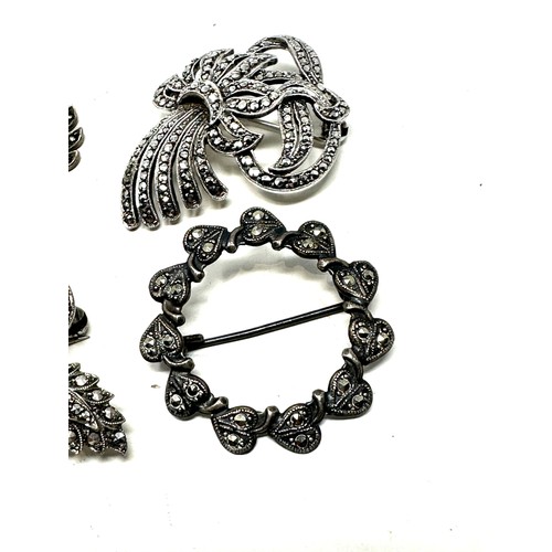 276 - 4 X .925 And .800 Silver Marcasite Set Brooches (30g)