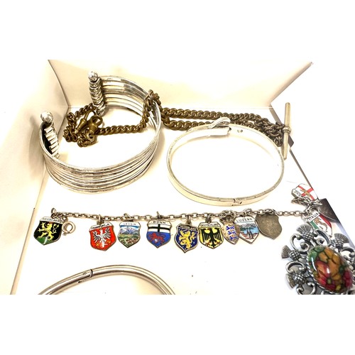 367 - Selection of silver and costume jewellery includes brooches, bracelet etc