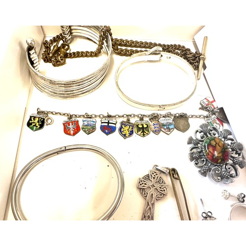 367 - Selection of silver and costume jewellery includes brooches, bracelet etc