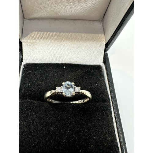 138 - 9ct gold diamond & aquamarine ring (1.3g)