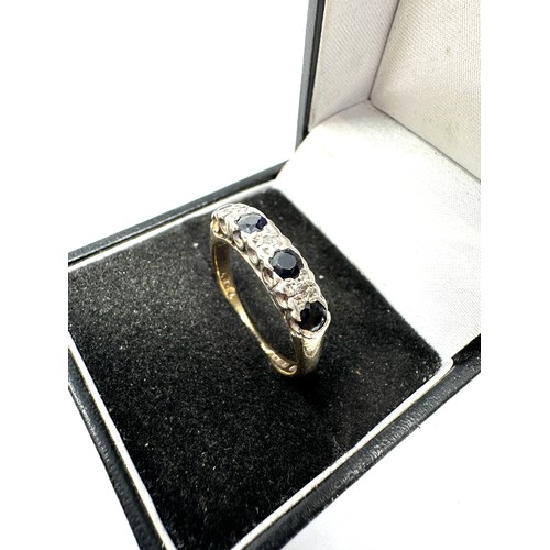 160 - 9ct gold diamond & sapphire ring (2.9g)