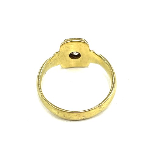 418A - Gents 18ct unmarked diamond set ring (0.5 carat), approximate weight 8.8g, ring size Y