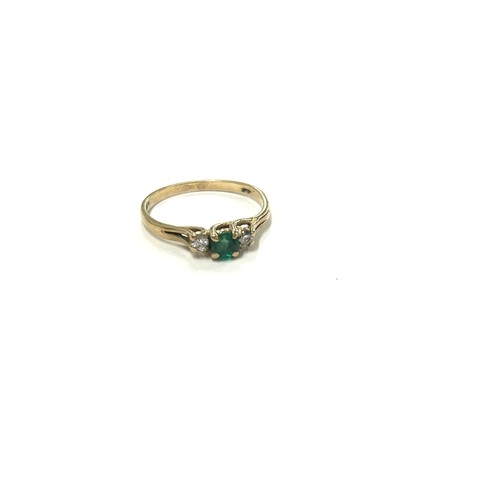 433 - 9ct gold emerald & diamond ring weight 1.6g