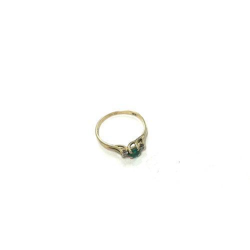 433 - 9ct gold emerald & diamond ring weight 1.6g