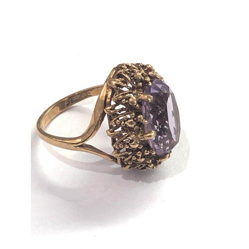 409 - 9ct Vintage amethyst ring weight 6g