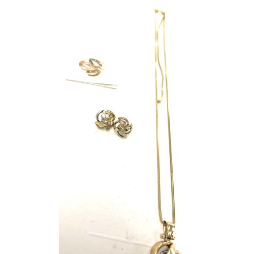 434 - Ladies 9ct gold necklace and earring set with adjustable chain, hallmarked, total weight 9.7grams