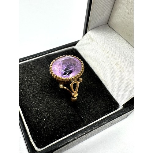 144 - 9ct gold amethyst  ring with openwork shank (4.6g)