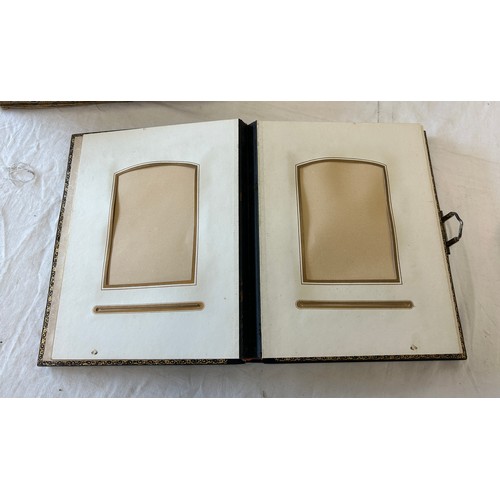 490 - Antique Japanese lacquered photo album, inlaid with bone and mother of pearl in its original box