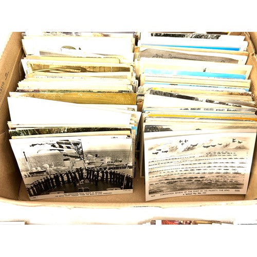 90 - Large selection of vintage postcards