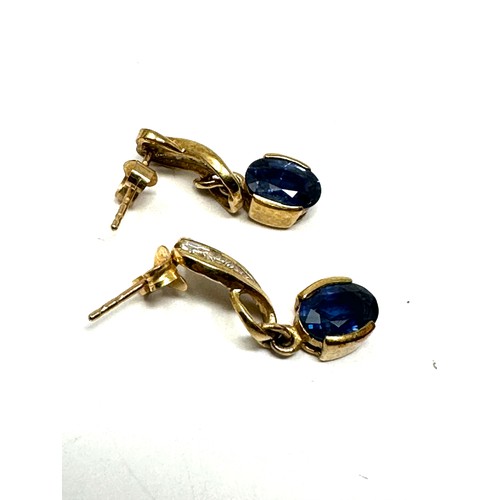 90 - 9ct yellow gold diamond & sapphire drop earrings (2.3g)