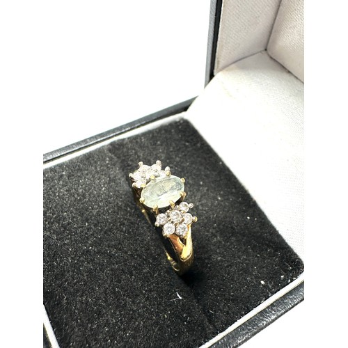 91 - 9ct yellow gold vintage diamond & aquamarine  ring (1.7g)