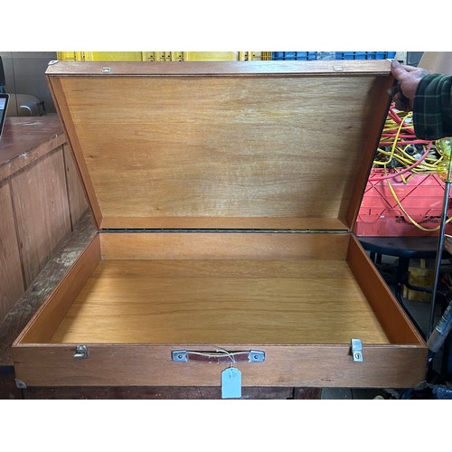 279 - Wooden storage box, approximate measurements: Length 24 inches, Width 233.5 inches, Depth 6.5 inches