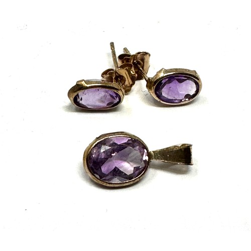 61 - 9ct yellow gold vintage amethyst earrings & pendant set (1g)