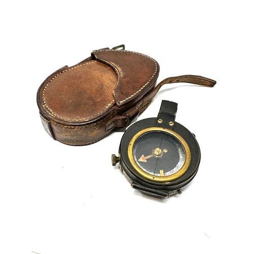 462 - ww1 1918 verners pattern officers compass in leather case maker e.koehn geneve No 155781