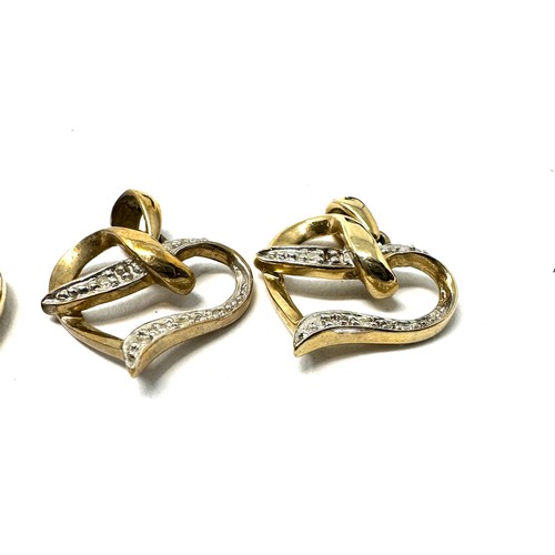 53 - 3 x 9ct gold diamond heart pendants (3.7g)
