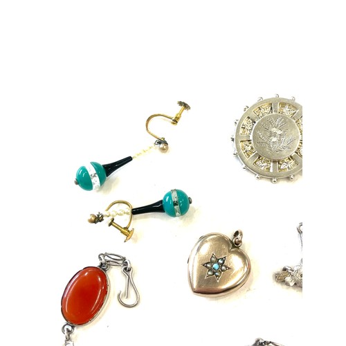 368 - Selection of vintage and later costume jewellery