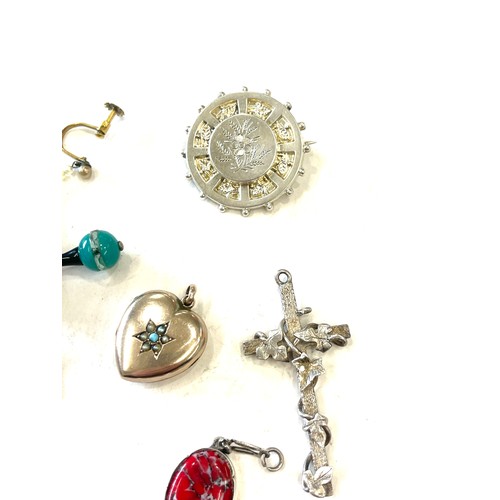 368 - Selection of vintage and later costume jewellery