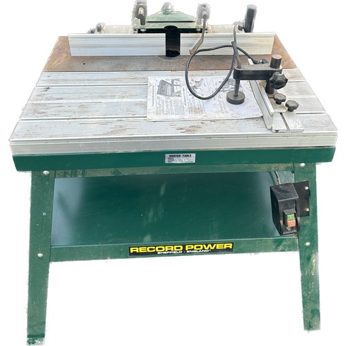 551 - Record power router table, working order