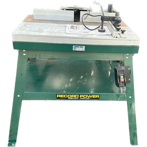 551 - Record power router table, working order