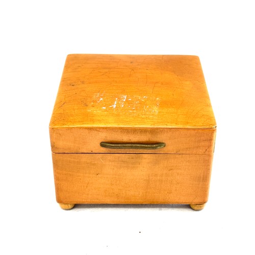 98 - WW2 Musical jewellery box