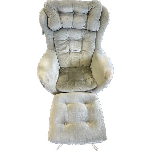 570 - Swivel chair and foot stool