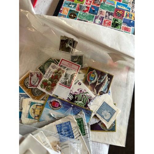 158 - Selection of assorted stamps including mint pieces