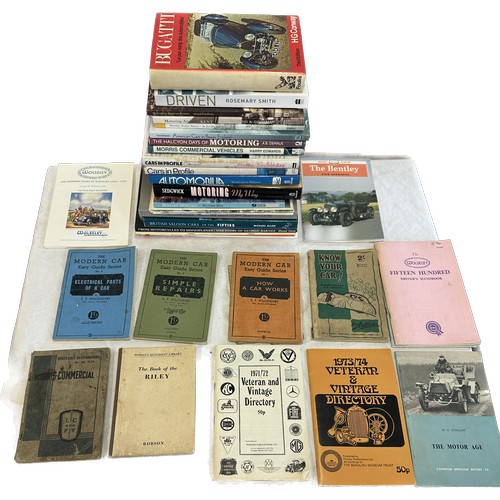 270 - Selection of motoring and motor racing books to include Bentley Heritage, American Cars in Pre War E... 