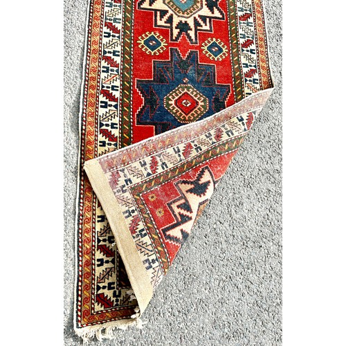 364 - Vintage lounge rug, approximate measurements: 62 x 29 inches