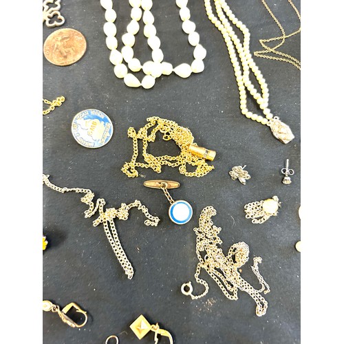 474 - Selection of vintage and later ladies costume jewellery