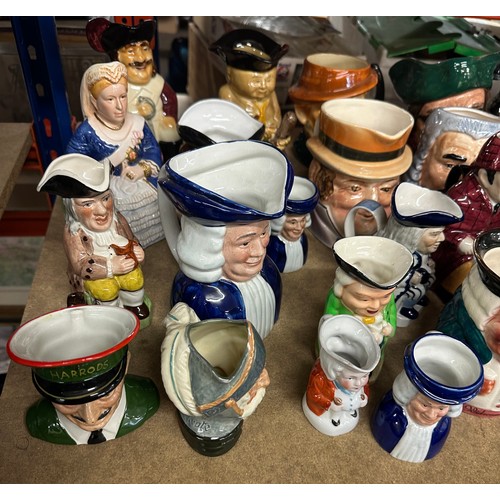 353 - Large selection of Toby/ Character jugs, 30+ in total, includes Shorter and sons, Royal Doulton, Bes... 