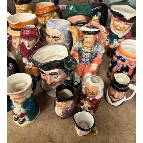 353 - Large selection of Toby/ Character jugs, 30+ in total, includes Shorter and sons, Royal Doulton, Bes... 