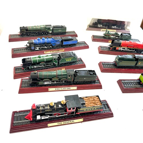 327 - Atlas editions static locomotive models to include S 3/6 Class, Battle of Britain class, Duchess LMS... 