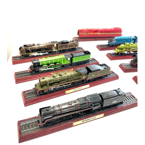 163 - Atlas editions static locomotive models to include P8 Class, Henschel Wegmann 4-6-4, PLM Mountain Cl... 