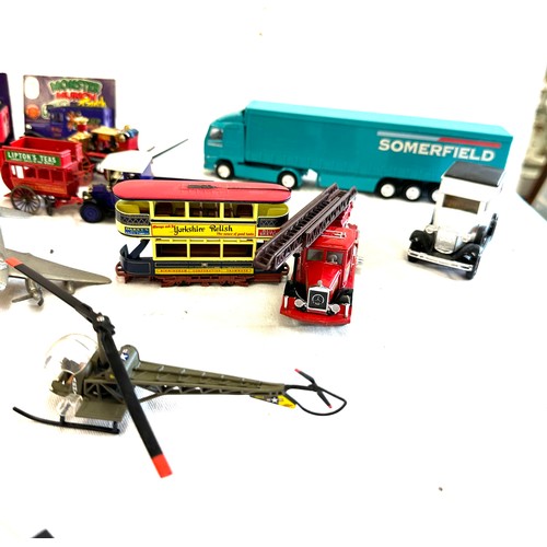 146 - Selection of assorted vintage and later die cast models includes boxed etc