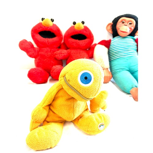 203 - Selection of vintage and later teddies includes Jacko, elmo, zippy etc