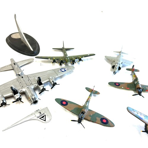 168 - Selection of assorted Aircraft models includes Atlas and Corgi, Corgi Hurricane, spitfire, flying jo... 